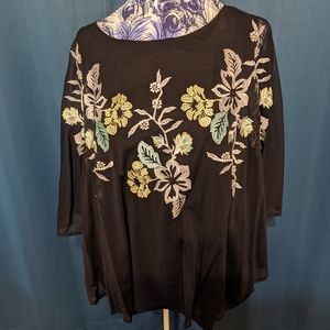 Woman's plus size poncho style shirt